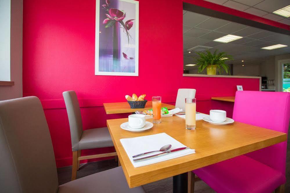 Hotel Restaurant Bel Air Crevin - Axe Rennes Nantes Exterior foto